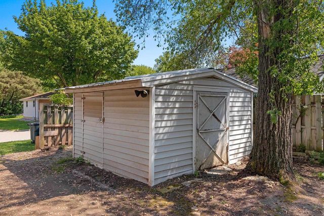 2110 CENTER STREET, Green Bay, WI 54304