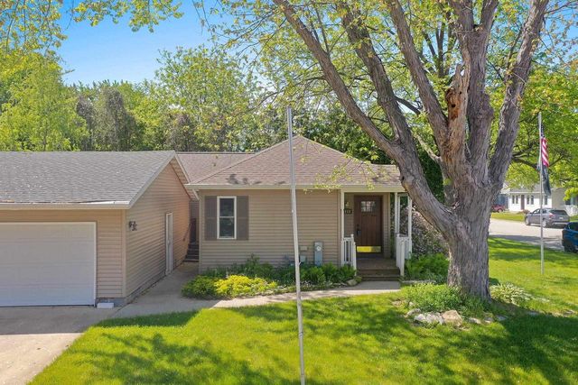 2110 CENTER STREET, Green Bay, WI 54304
