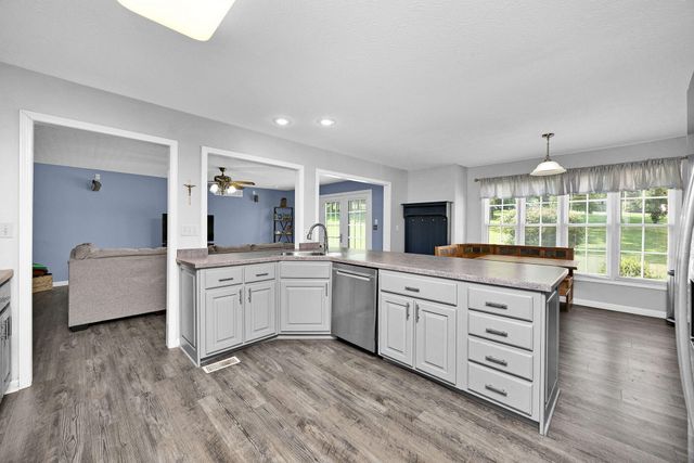 129 Creekside Drive, Danville, KY 40422