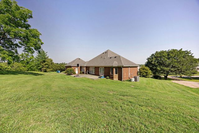129 Creekside Drive, Danville, KY 40422
