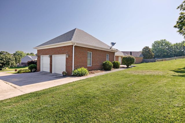 129 Creekside Drive, Danville, KY 40422