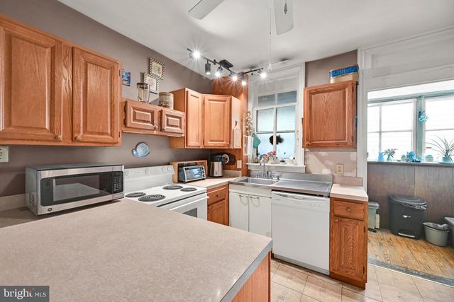 251 S 8TH ST, Lebanon, PA 17042