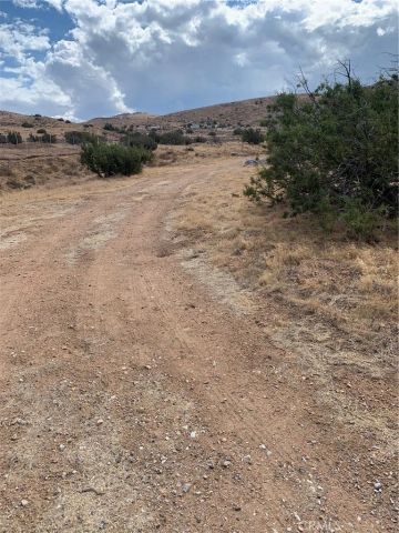 2 Rough, Acton, CA 93550