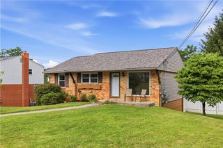 113 Lycoming Dr, Moon/crescent Twp, PA 15108