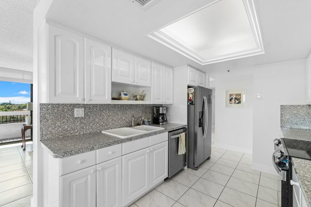 23200 Camino Del Mar 604, Boca Raton, FL 33433