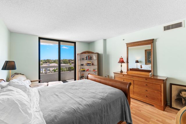 23200 Camino Del Mar 604, Boca Raton, FL 33433