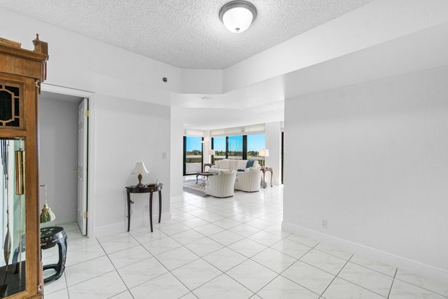 23200 Camino Del Mar 604, Boca Raton, FL 33433