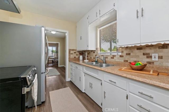 3100 Los Flores, Lynwood, CA 90262