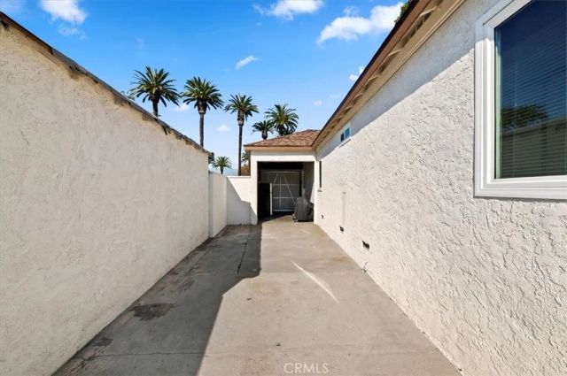 3100 Los Flores, Lynwood, CA 90262