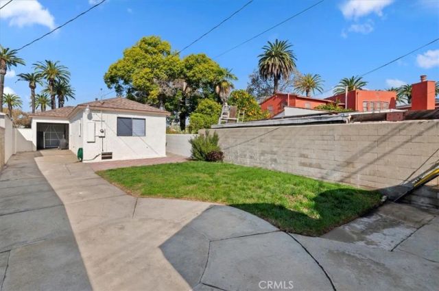 3100 Los Flores, Lynwood, CA 90262