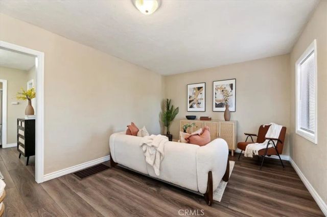 3100 Los Flores, Lynwood, CA 90262