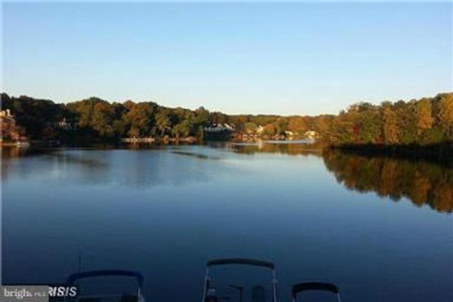 11162 HARBOR CT, Reston, VA 20191