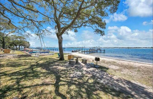 209 W MIRACLE STRIP Parkway D201, Mary Esther, FL 32569