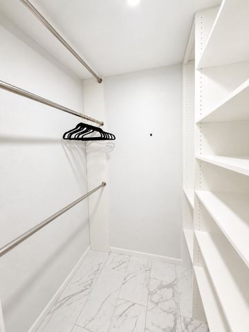 4020 Holland Avenue 213, Dallas, TX 75219