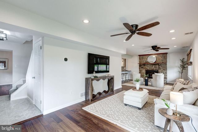 3046 SYKESVILLE RD, Westminster, MD 21157