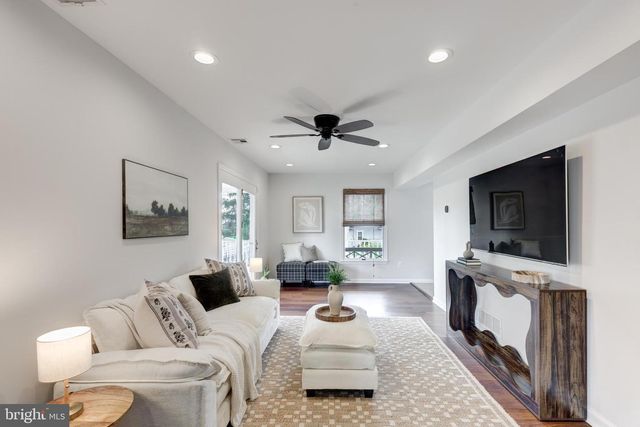 3046 SYKESVILLE RD, Westminster, MD 21157