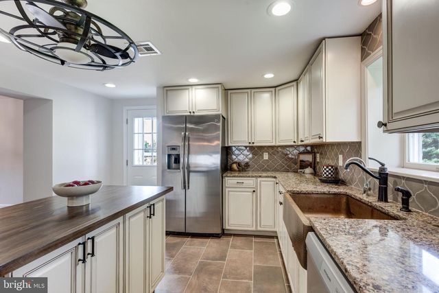 3046 SYKESVILLE RD, Westminster, MD 21157