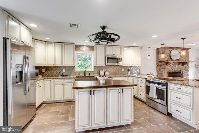 3046 SYKESVILLE RD, Westminster, MD 21157