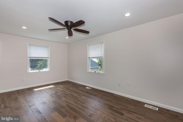 3046 SYKESVILLE RD, Westminster, MD 21157
