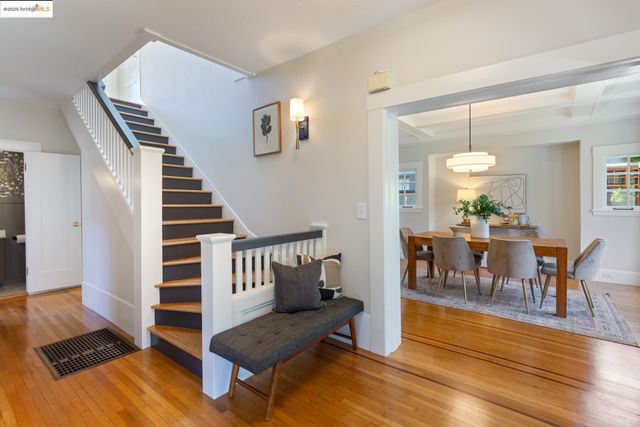 2964 Magnolia St, Berkeley, CA 94705