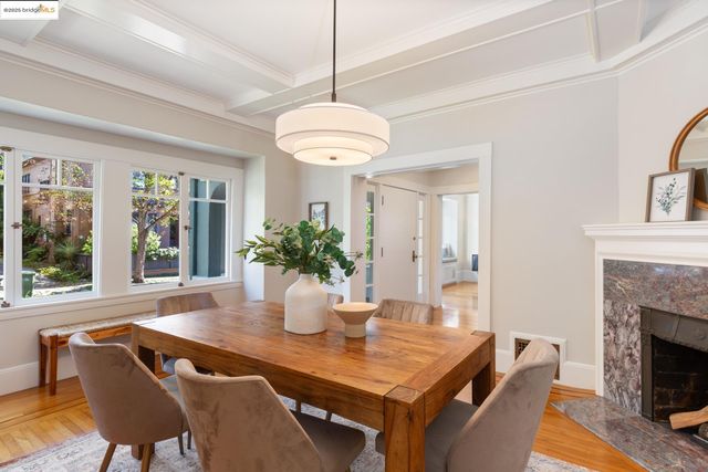 2964 Magnolia St, Berkeley, CA 94705