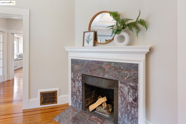 2964 Magnolia St, Berkeley, CA 94705