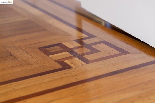 2964 Magnolia St, Berkeley, CA 94705