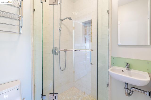 2964 Magnolia St, Berkeley, CA 94705