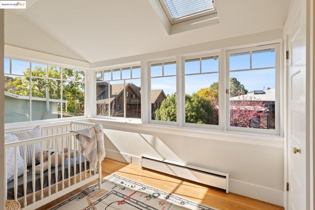 2964 Magnolia St, Berkeley, CA 94705