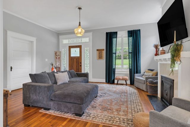 601 N Main St, Mount Pleasant, TN 38474