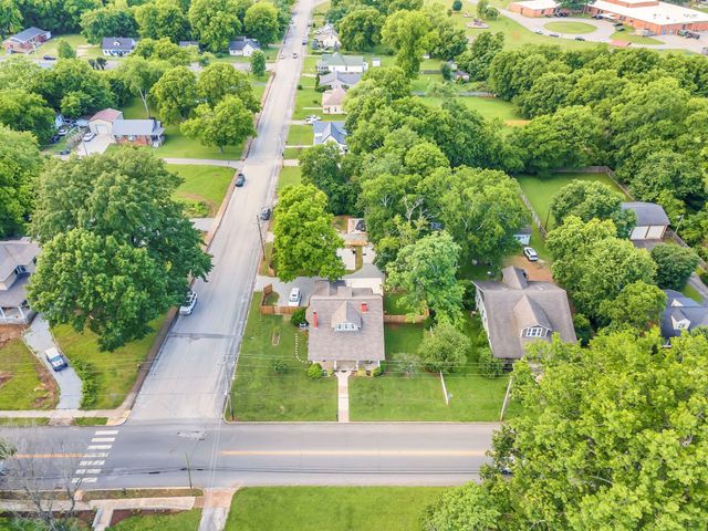 601 N Main St, Mount Pleasant, TN 38474