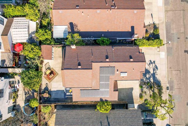 162 Woodfield, Hercules, CA 94547