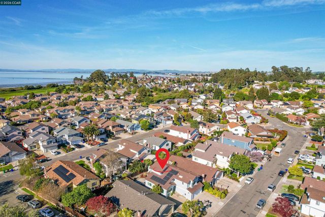 162 Woodfield, Hercules, CA 94547