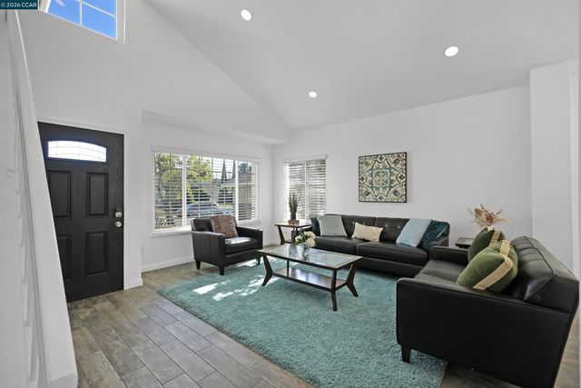 162 Woodfield, Hercules, CA 94547