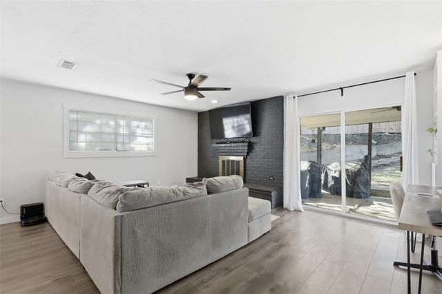 5368 Wonder Drive, Fort Worth, TX 76133