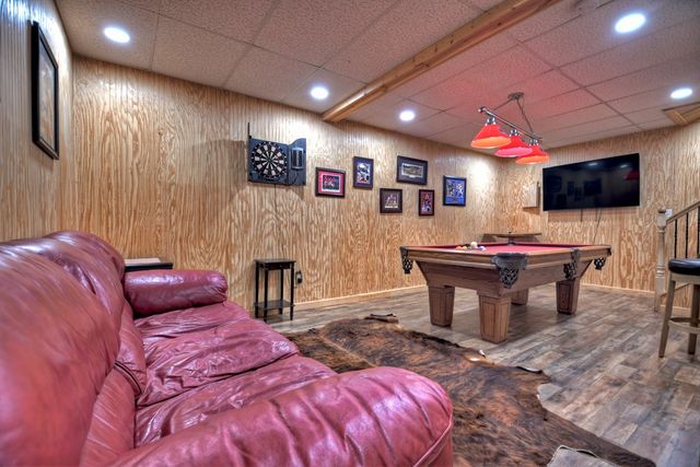 294 Oakwood Trail, Mineral Bluff, GA 30559