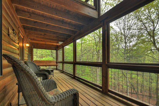 294 Oakwood Trail, Mineral Bluff, GA 30559