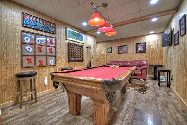 294 Oakwood Trail, Mineral Bluff, GA 30559