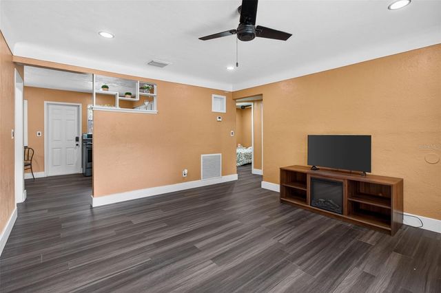 1768 42ND STREET S, St Petersburg, FL 33711