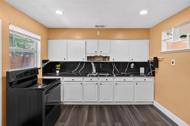 1768 42ND STREET S, St Petersburg, FL 33711