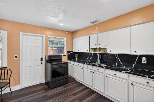 1768 42ND STREET S, St Petersburg, FL 33711