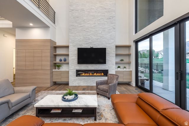 9969 S ALTAMONT DR, Sandy, UT 84092