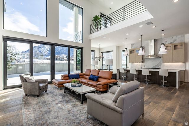 9969 S ALTAMONT DR, Sandy, UT 84092