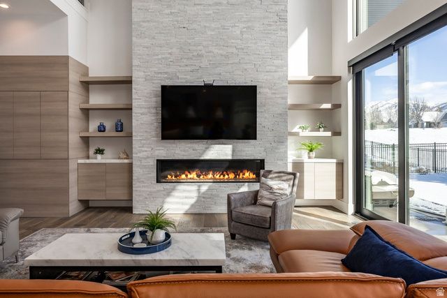 9969 S ALTAMONT DR, Sandy, UT 84092