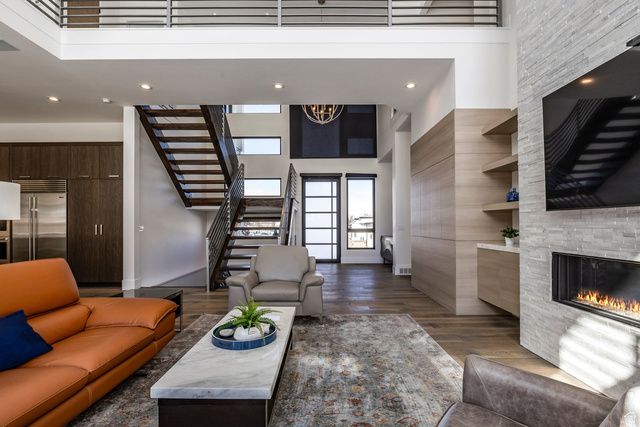 9969 S ALTAMONT DR, Sandy, UT 84092