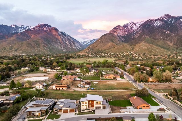 9969 S ALTAMONT DR, Sandy, UT 84092