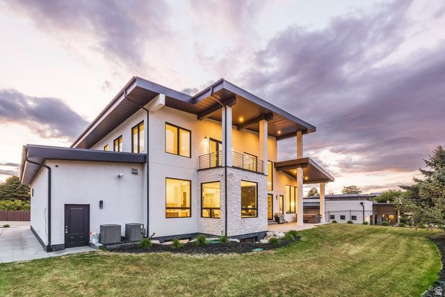 9969 S ALTAMONT DR, Sandy, UT 84092