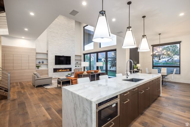 9969 S ALTAMONT DR, Sandy, UT 84092