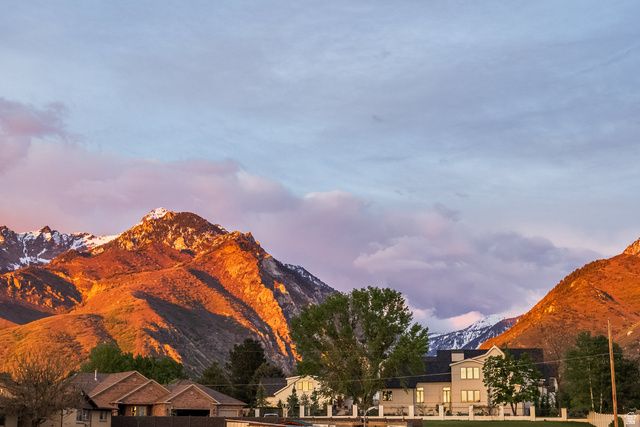 9969 S ALTAMONT DR, Sandy, UT 84092