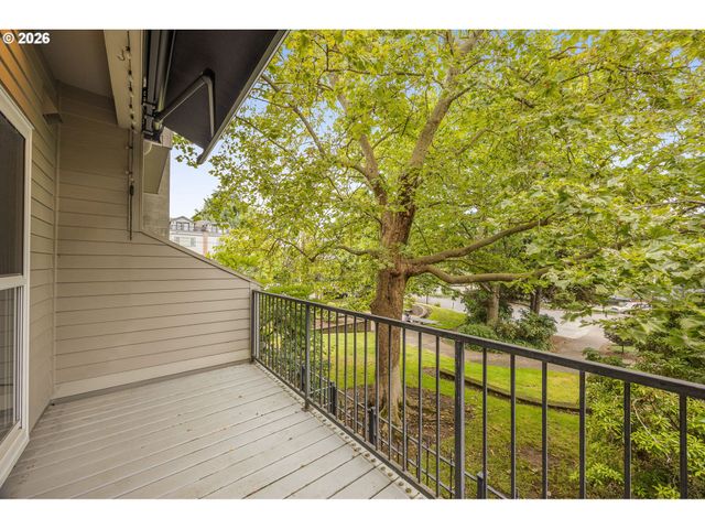 2667 Nw THURMAN St, Portland, OR 97210